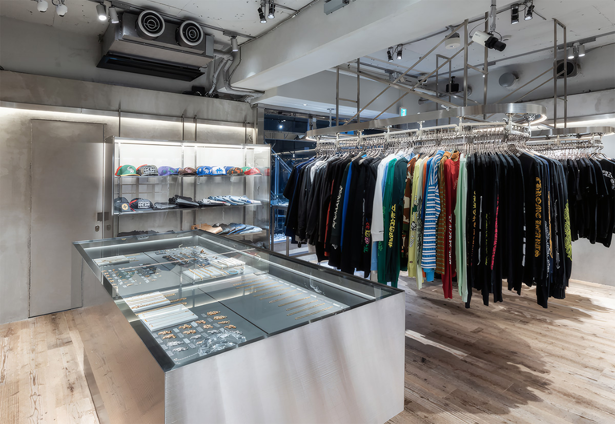 未来ガ驚喜研究所　RINKAN新宿店の売り場