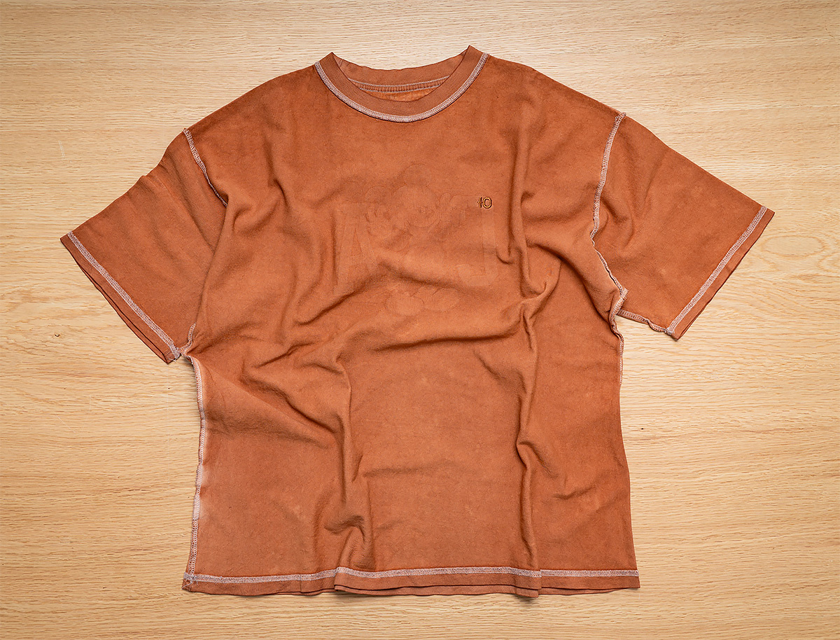 ROLE　Tシャツはすべて裏返しにしてロゴを付ける