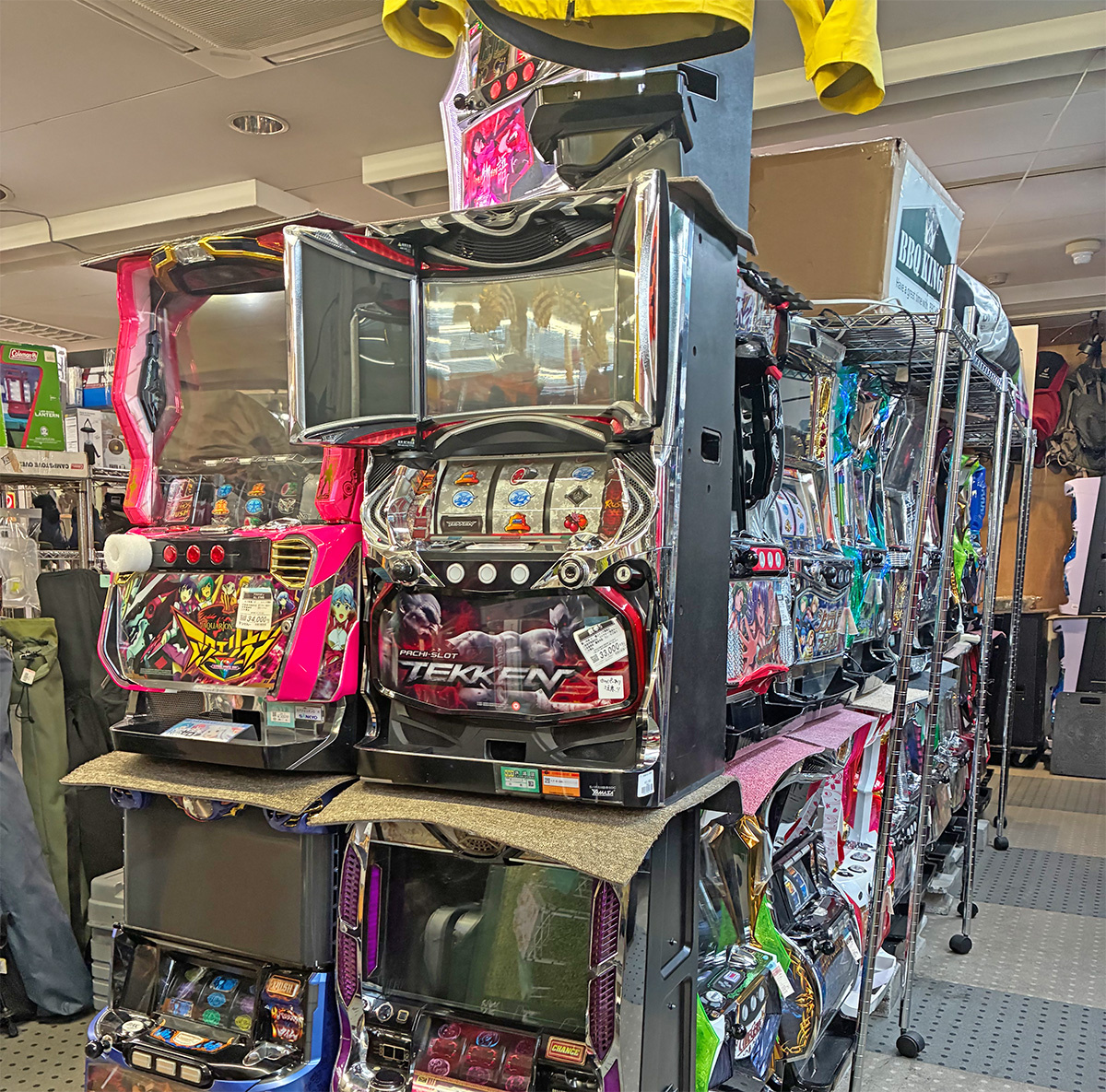 ケーヨーテクノ　店内奥のスロット台コーナー