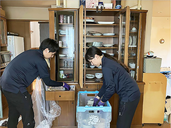 整理事業のリリーフ　作業の様子