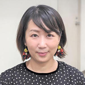 藤枝瀬里子 氏