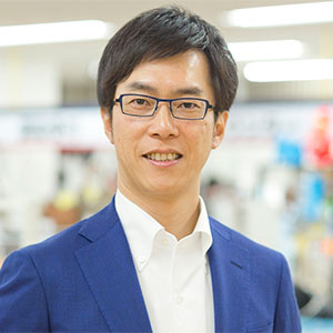 野坂英吾 社長