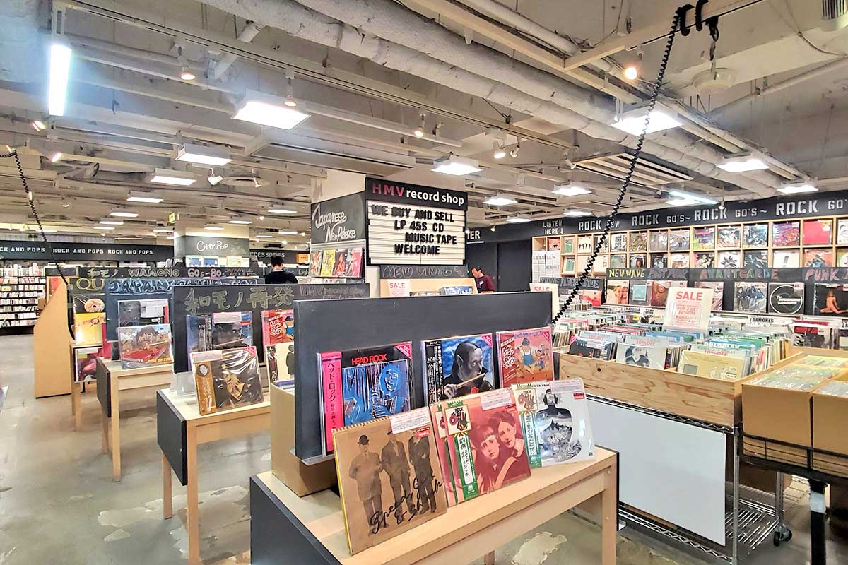 リユース市場予測2023　インバウンド復活　中古レコードを扱う店舗の中で、最も盛り上がっているのは渋谷店だ