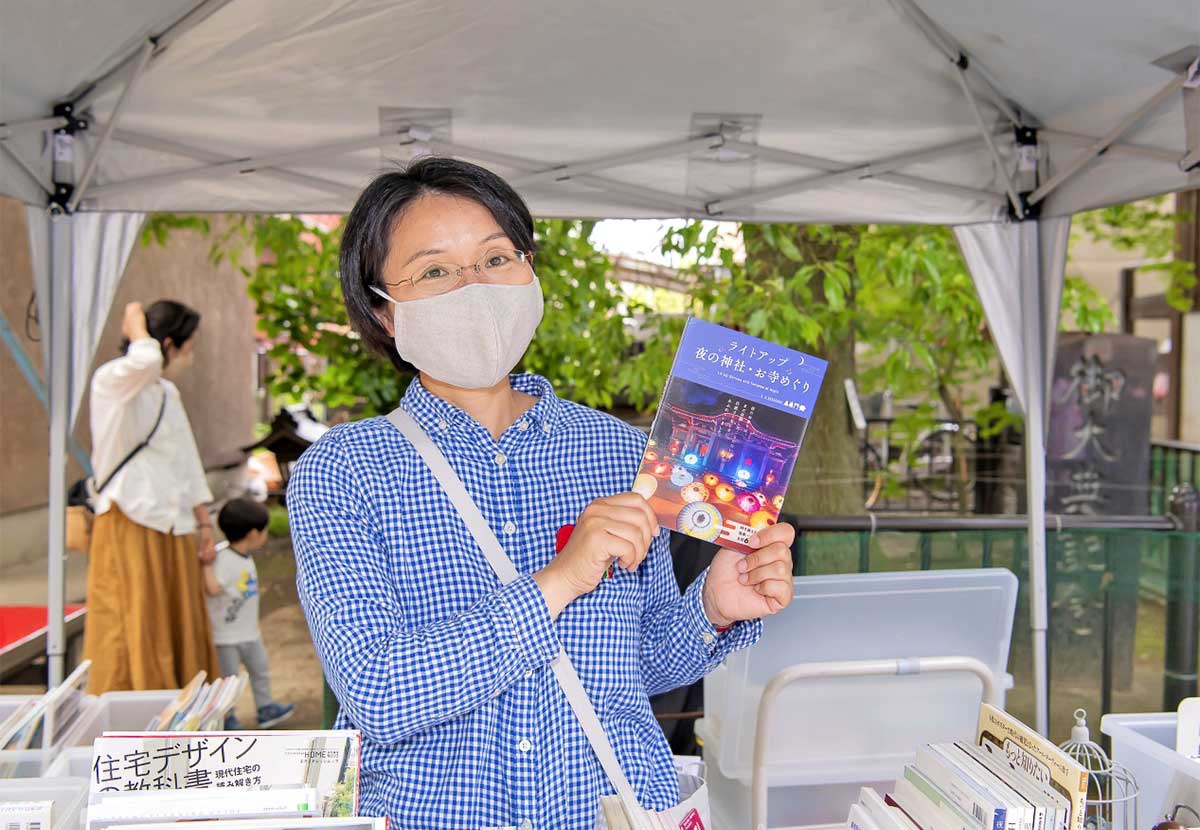 古本店のブルーバードブックス　店主の草薙みちるさん