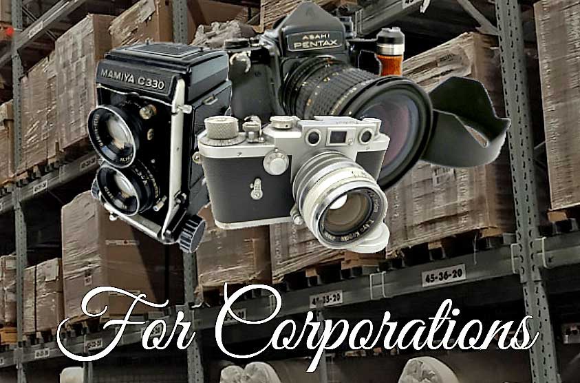ヴィンテージカメラオークション　市場で取引されているフィルムカメラ（イメージ）