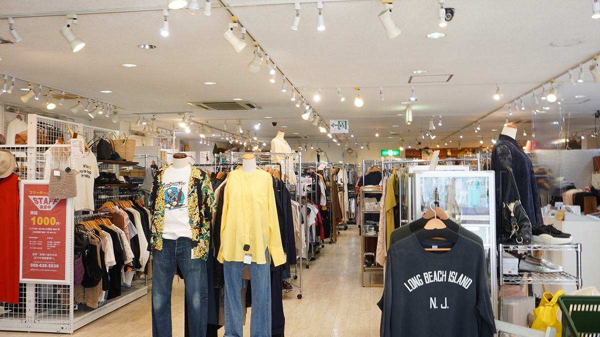 RAISE　古着店としては県内最大級の広さを誇る