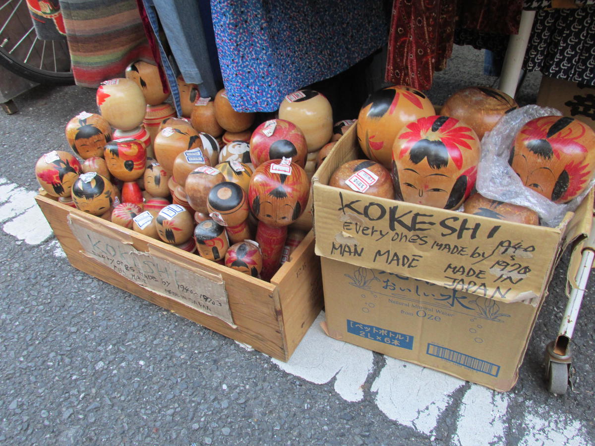 コケシ　東尋坊　福井県　北陸　昭和　お土産　置物　外国人　海外　コレクション コケシ 東尋坊 福井県 北陸 昭和 お土産 置物 外国人 海外