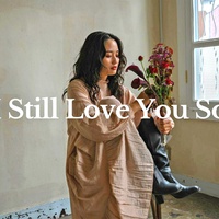 I Still Love You So、航空業社員と兼業で古物商