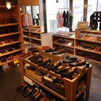 【リユース店 モデル分析 Vol.3】LASTLAB、渋谷にメンズ中古革靴の専門店