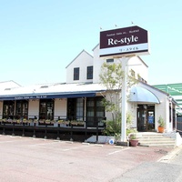 Restyle、アンティーク家具取扱い、本店・姉妹店を展開