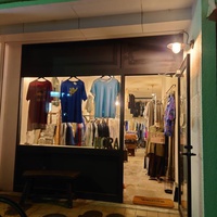 Nora Used Clothing、深夜0時まで営業する古着店