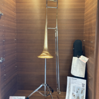 セントラル楽器 管楽器販売を大人趣味層へ