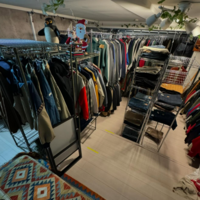 古着屋PENNY 学生支持集める古着店