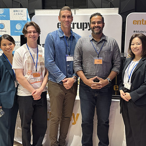 エントルピー　AI真贋にアパレル追加